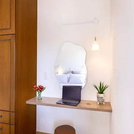 White Lily Apartment Rethymno  Exterior photo